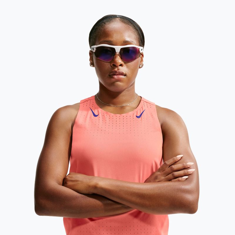 Maglia da running da donna Nike AeroSwift atomic pink/old royal 4
