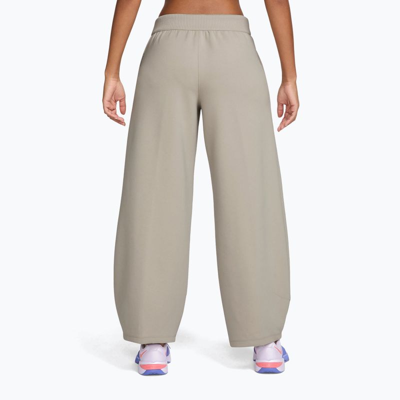 Pantaloni da donna Nike 24.7 ImpossiblySoft cream Ii/sail/college grey 2