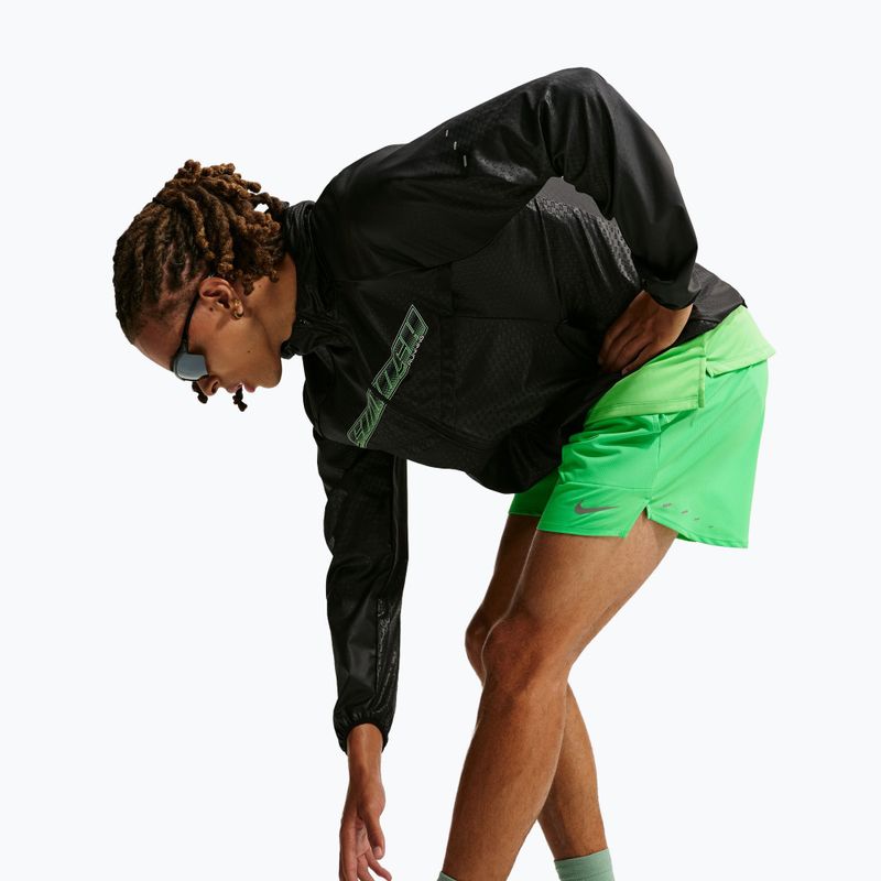 Pantaloni corti da uomo Nike Stride Dri-Fit foderati 5" verde brillante 4