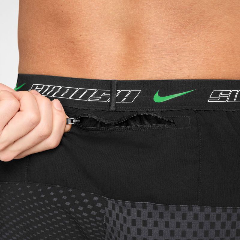 Pantaloncini da corsa da uomo Nike Stride black 4