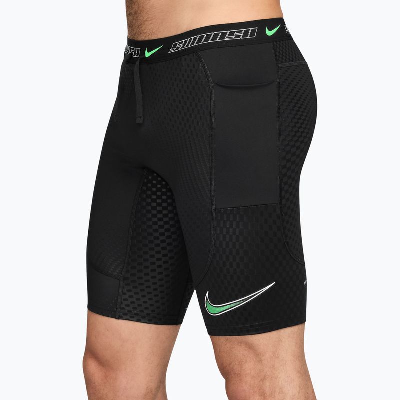 Pantaloncini da corsa da uomo Nike Stride black/illusion green 3