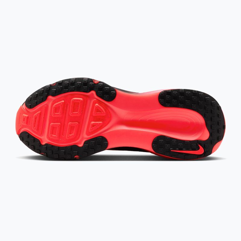Scarpe da corsa uomo Nike Vomero 18 black/university red/bright crimson 4