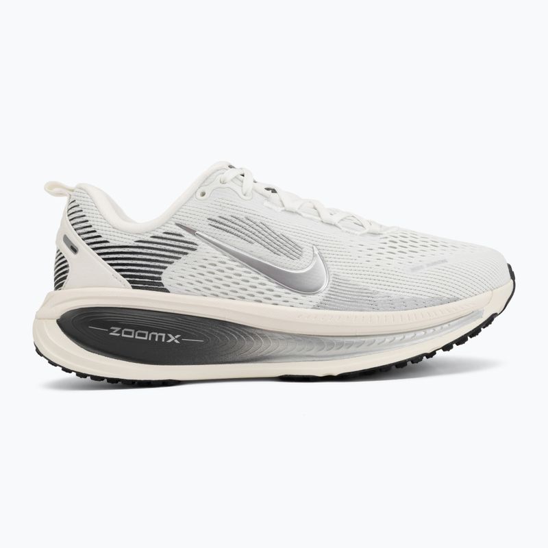 Scarpe da corsa donna Nike Vomero 18 summit white/sail/metallic silver 2