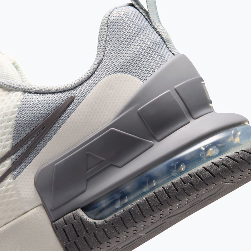 Scarpe da allenamento uomo Nike Air Max Alpha Trainer 6 sail/light smoke grey/phantom/pencil point 3