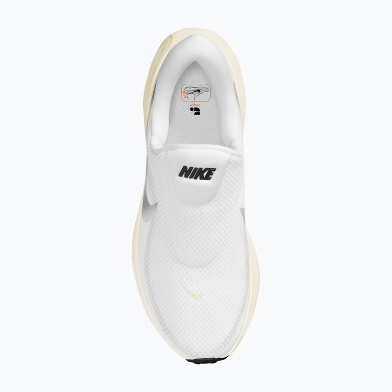 Scarpe da corsa donna Nike Revolution 8 EasyOn white/sail/black/metallic silver 4