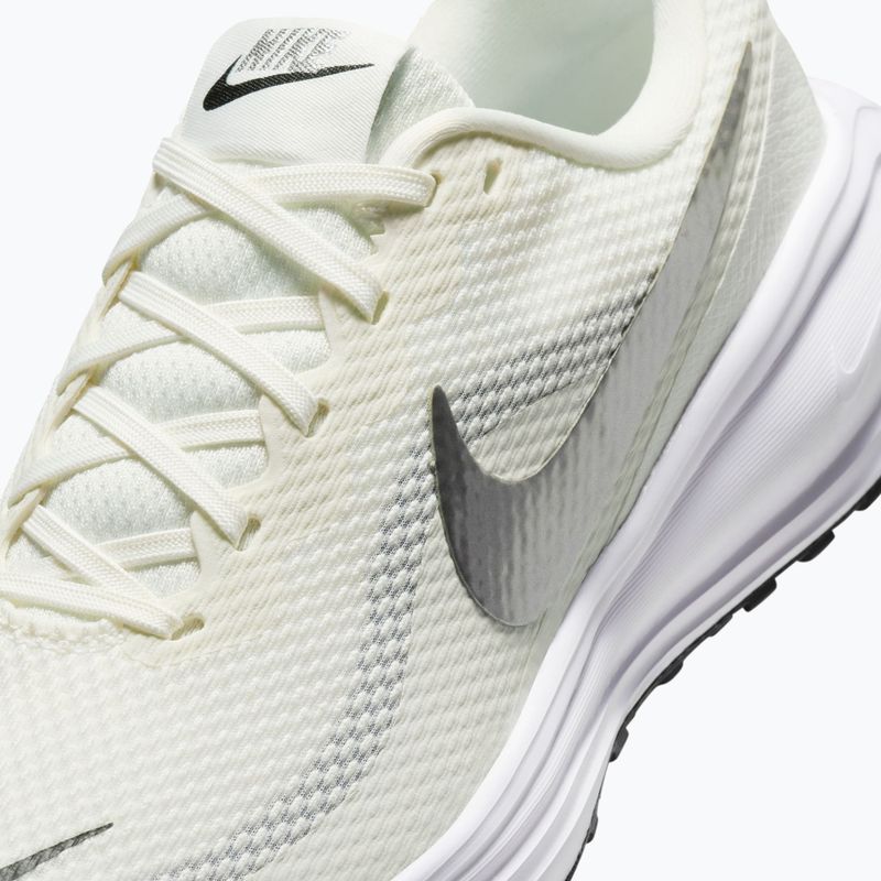 Scarpe da corsa donna Nike Revolution 8 sail/white/black/metallic silver 7