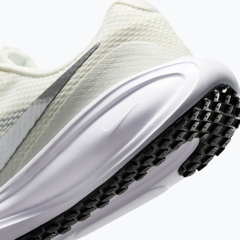 Scarpe da corsa donna Nike Revolution 8 sail/white/black/metallic silver 8
