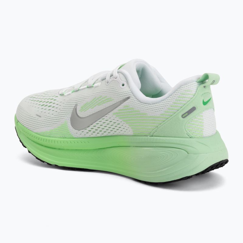 Scarpe da corsa donna Nike Vomero 18 white/illusion green/metallic silver 3
