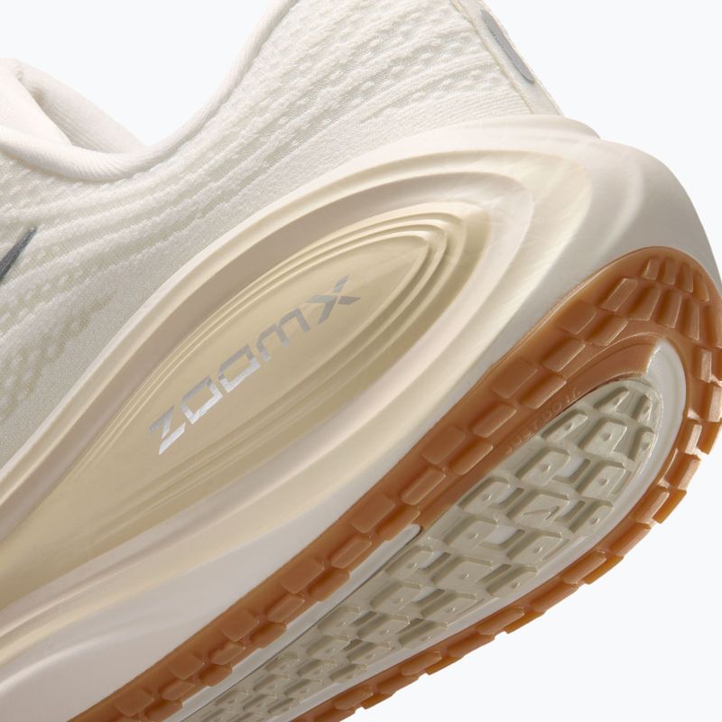 Scarpe da corsa uomo Nike Vomero Plus sail/coconut milk/metallic silver 6