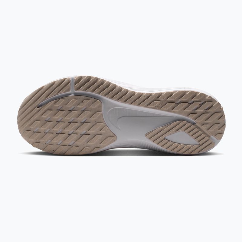 Scarpe da corsa uomo Nike Quest 7 white/vast grey/vast grey/wolf grey 4