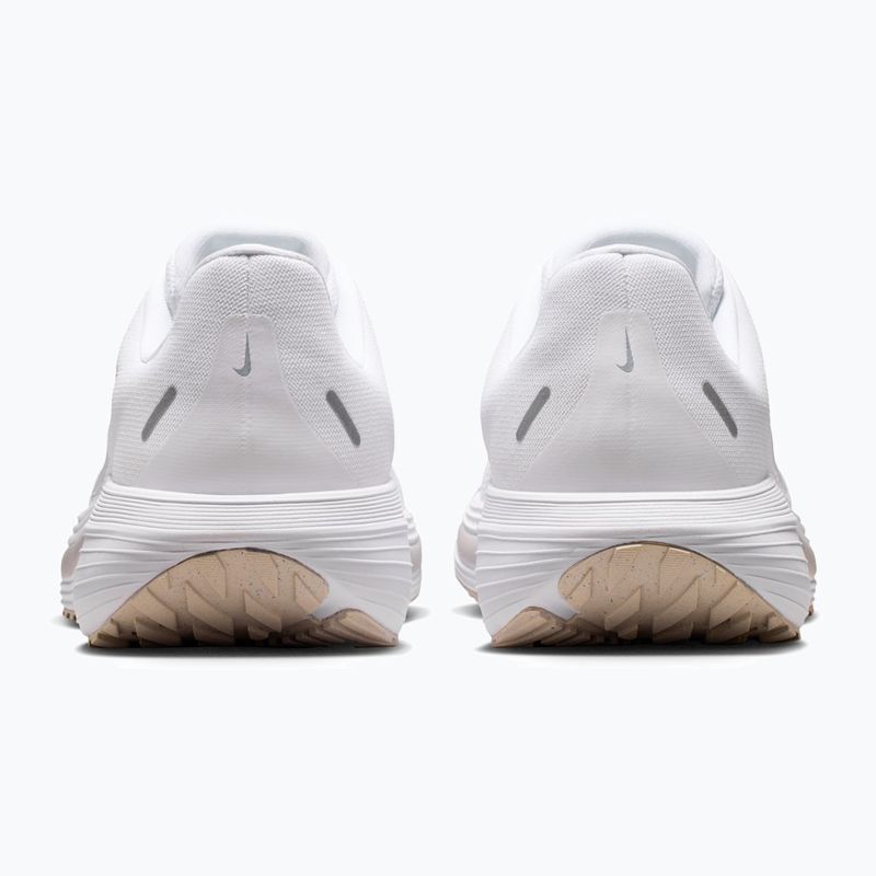 Scarpe da corsa uomo Nike Quest 7 white/vast grey/vast grey/wolf grey 6