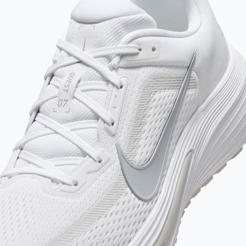 Scarpe da corsa uomo Nike Quest 7 white/vast grey/vast grey/wolf grey 7