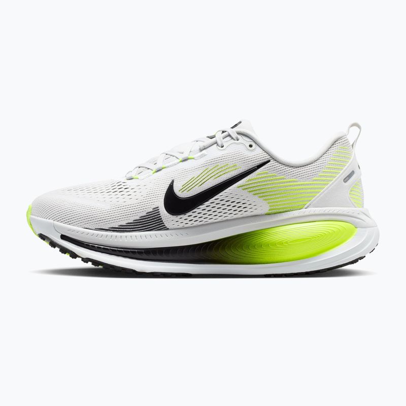 Scarpe da corsa uomo Nike Vomero 18 photon dust/volt/black 2