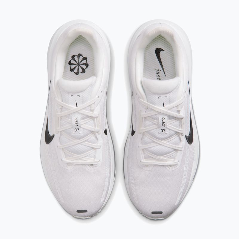Scarpe da corsa donna Nike Quest 7 summit white/white/metallic silver/black 5