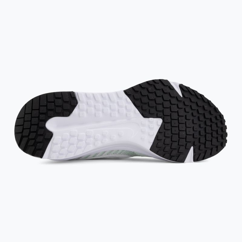 Scarpe da corsa donna Nike Run Defy white/cucumber calm/black/illusion green 4