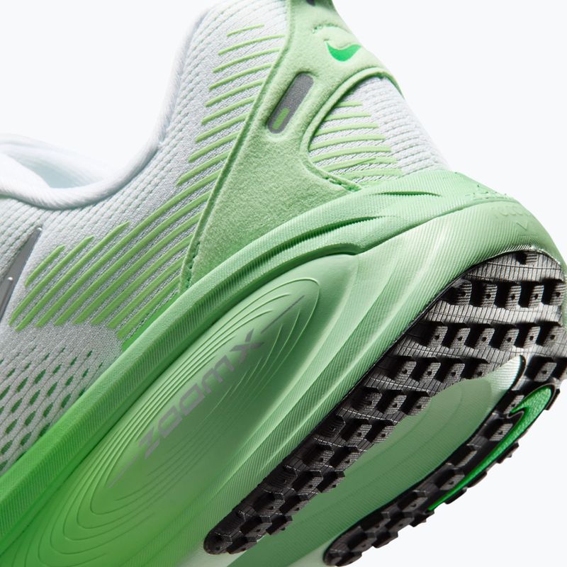 Scarpe da corsa donna Nike Vomero 18 white/illusion green/metallic silver 8