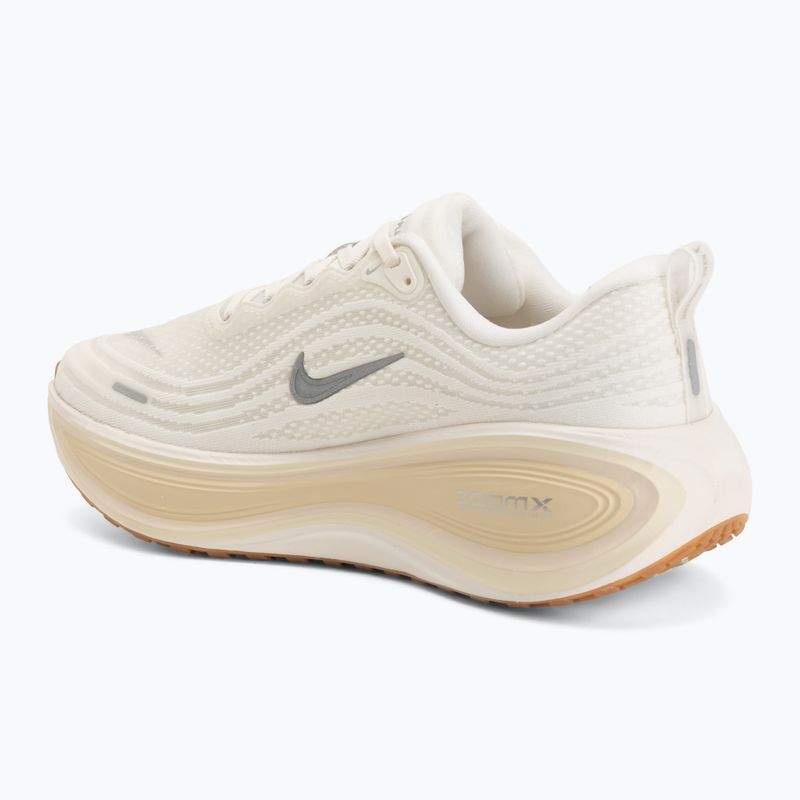 Scarpe da corsa uomo Nike Vomero Plus sail/coconut milk/metallic silver 2