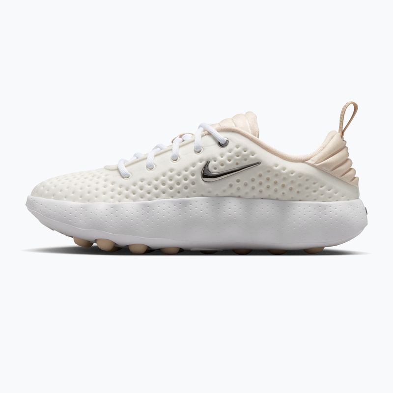 Scarpe da donna Nike Mind 002 summit white/phantom/metallic silver 2