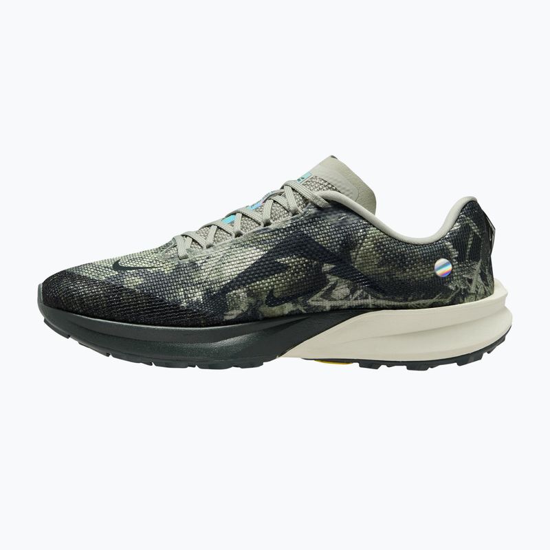 Scarpe da corsa uomo Nike Kiger 10 spruce fog/sea glass/black spruce 2