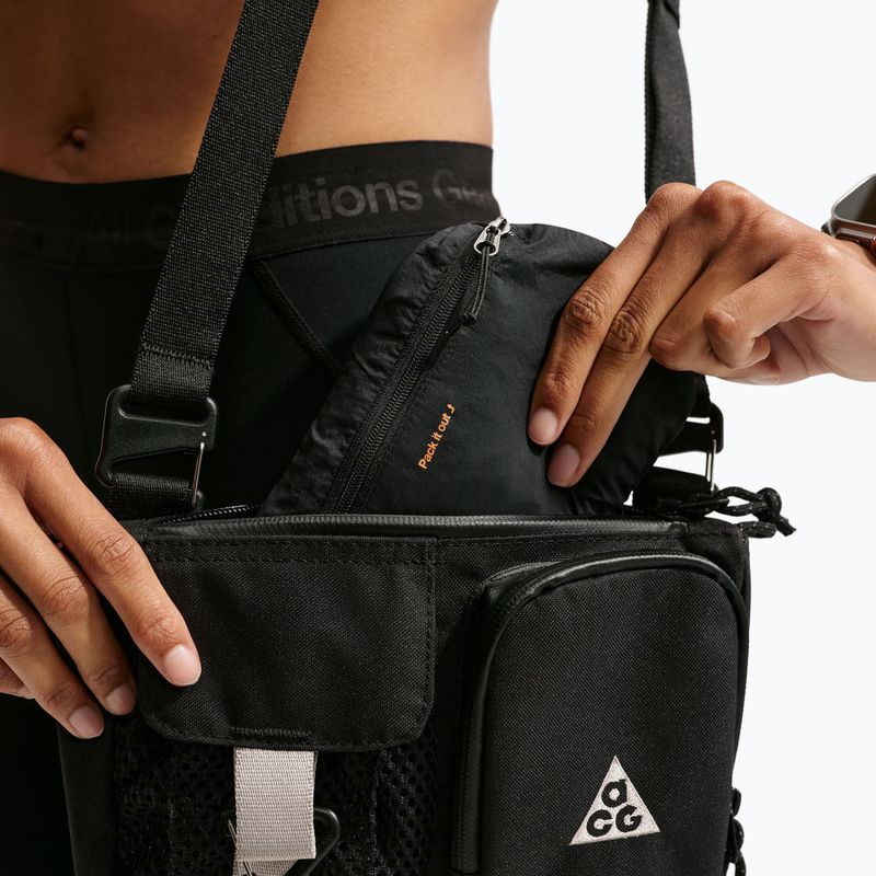 Giacca da corsa donna Nike ACG "Aireez" nera/nera/bianco summit 8