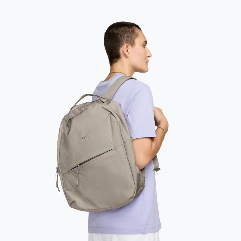 Zaino urbano Nike Aura 24 l cream ii/cream ii/metallic silver brl 7