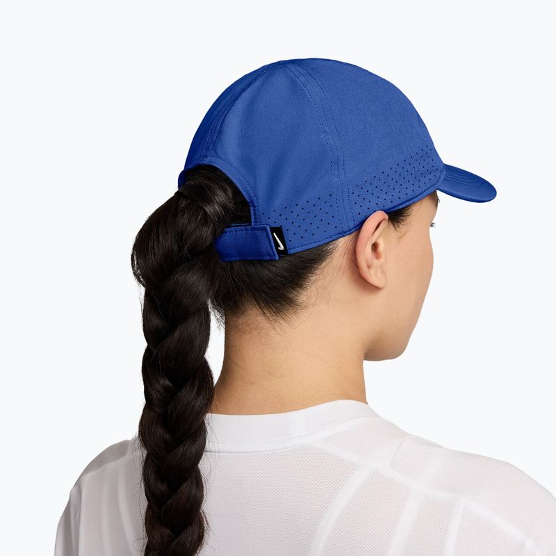 Cappellino con visiera Nike Dri-FIT ADV Club old royal/white 3
