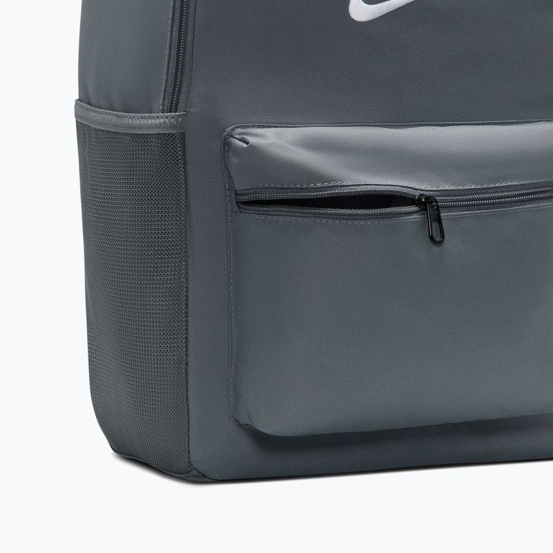 Zaino urbano Nike Heritage 23 l smoke grey/smoke grey/white 5
