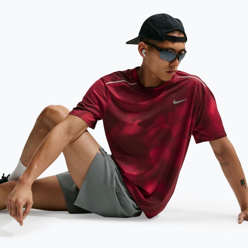 Maglia da corsa da uomo Nike Miler light crimson 4