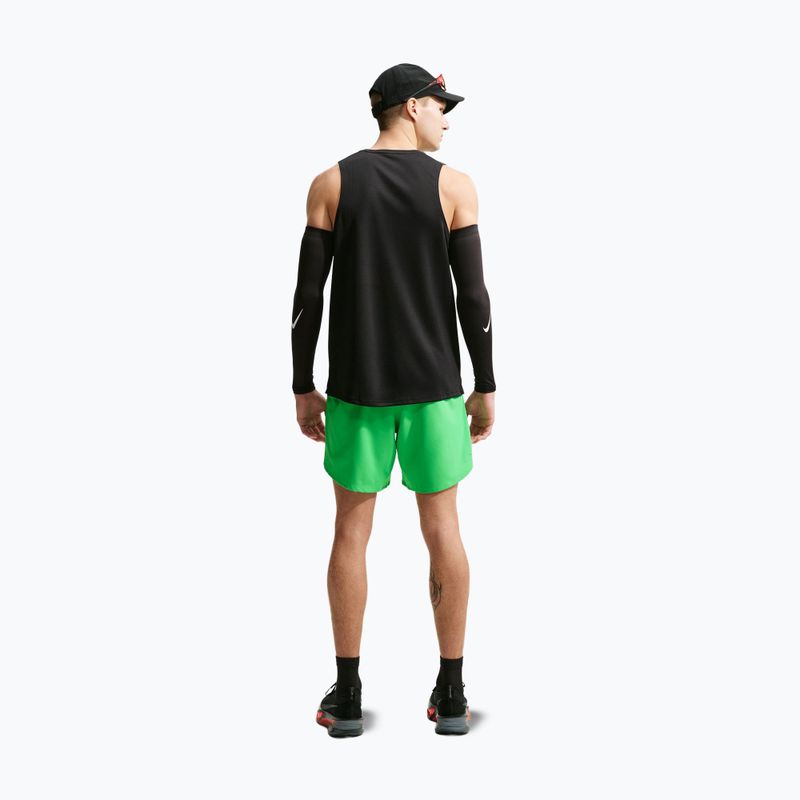 Pantaloncini da corsa da uomo Nike Stride Dri-Fit Brief-Lined 7" green spark 3
