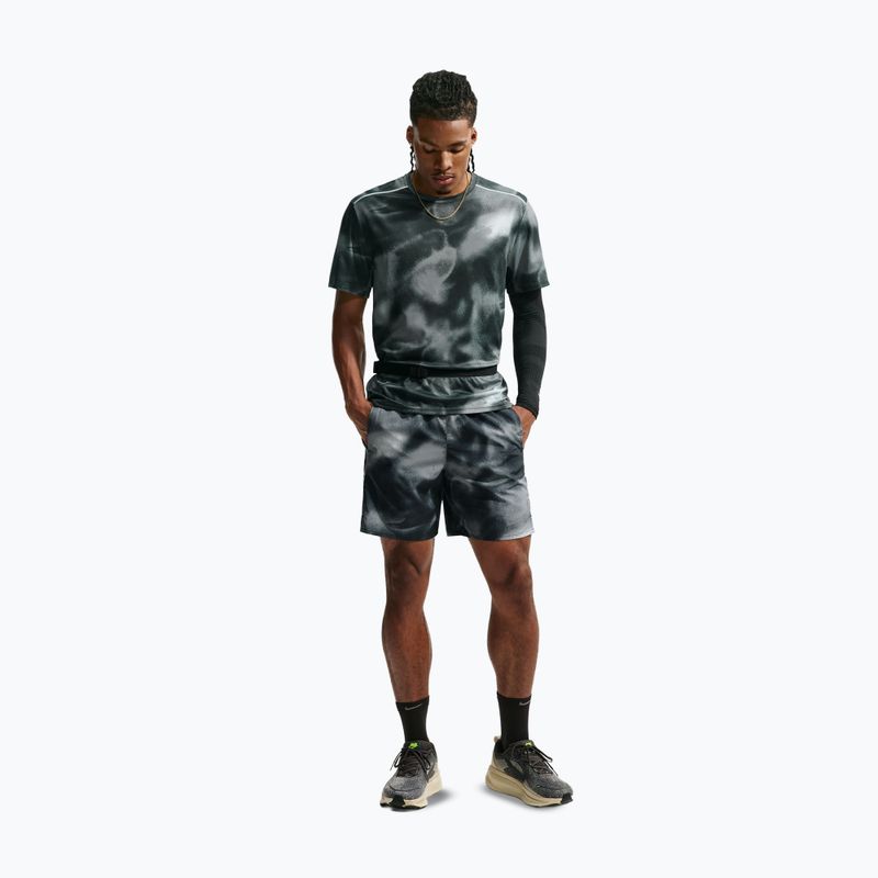 Pantaloncini da corsa da uomo Nike Miler black 2