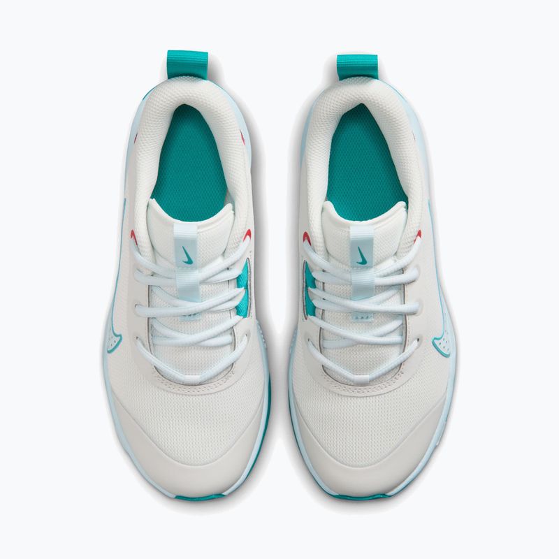 Scarpe Nike Omni Multi-Court off white/energy/glacier blue 13
