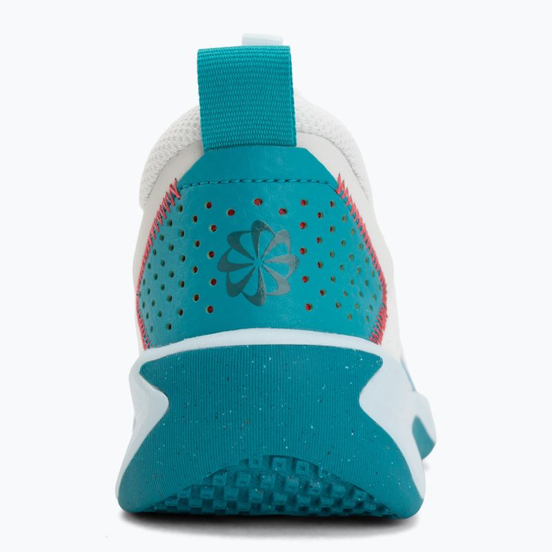 Scarpe Nike Omni Multi-Court off white/energy/glacier blue 6
