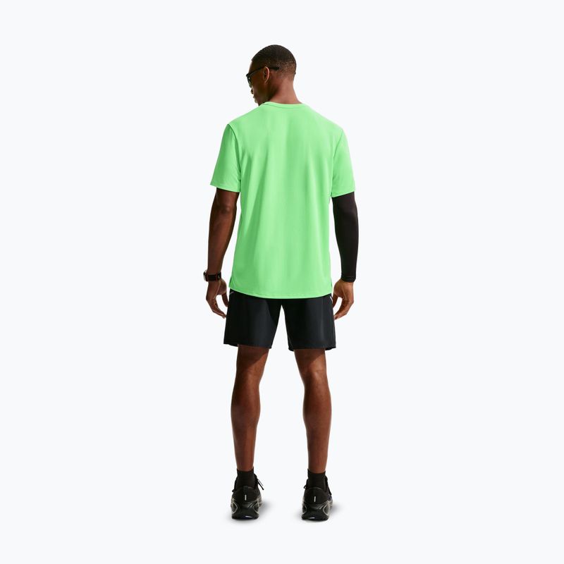 Maglia da corsa da uomo Nike Miler Dri-Fit UV illusion green 3