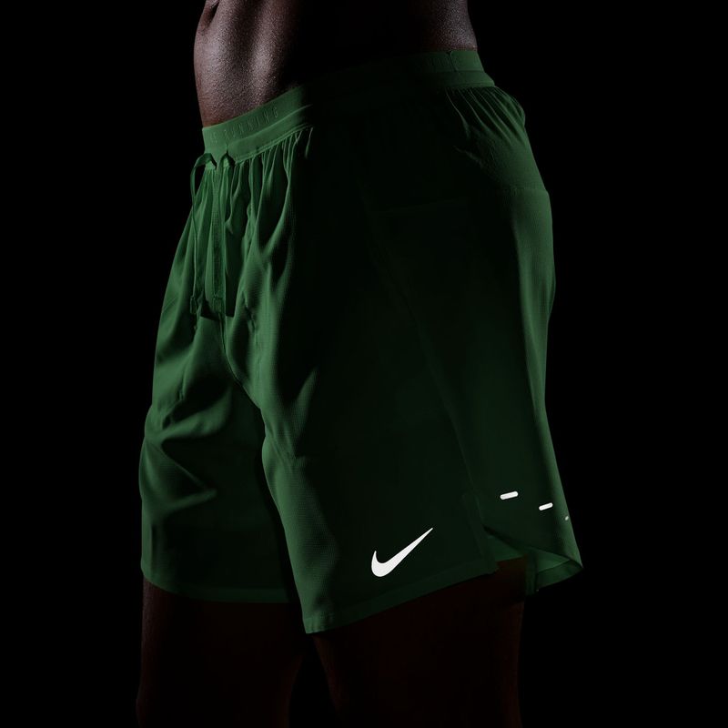 Pantaloncini da corsa da uomo Nike Stride Dri-Fit 2in1 7" green spark 7