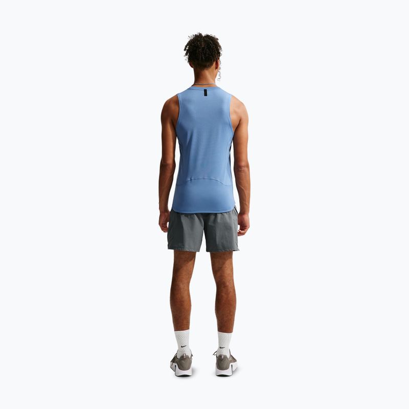 Pantaloncini da allenamento uomo Nike Pro Training smoke grey/smoke grey/black 3