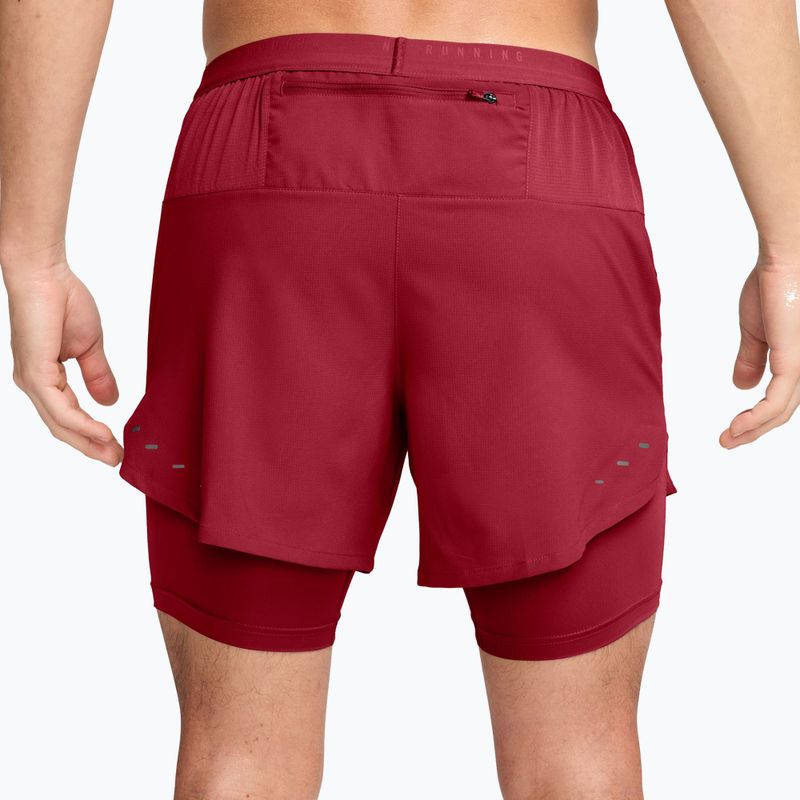 Pantaloncini da corsa da uomo Nike Stride tough red 2