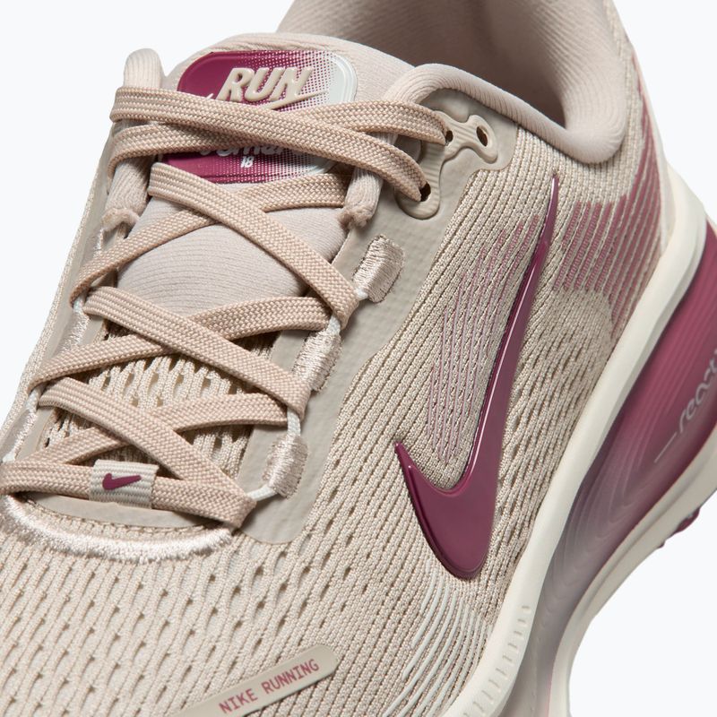 Scarpe da corsa per bambini Nike Vomero 18 cream ii/sail/pink smoke 5