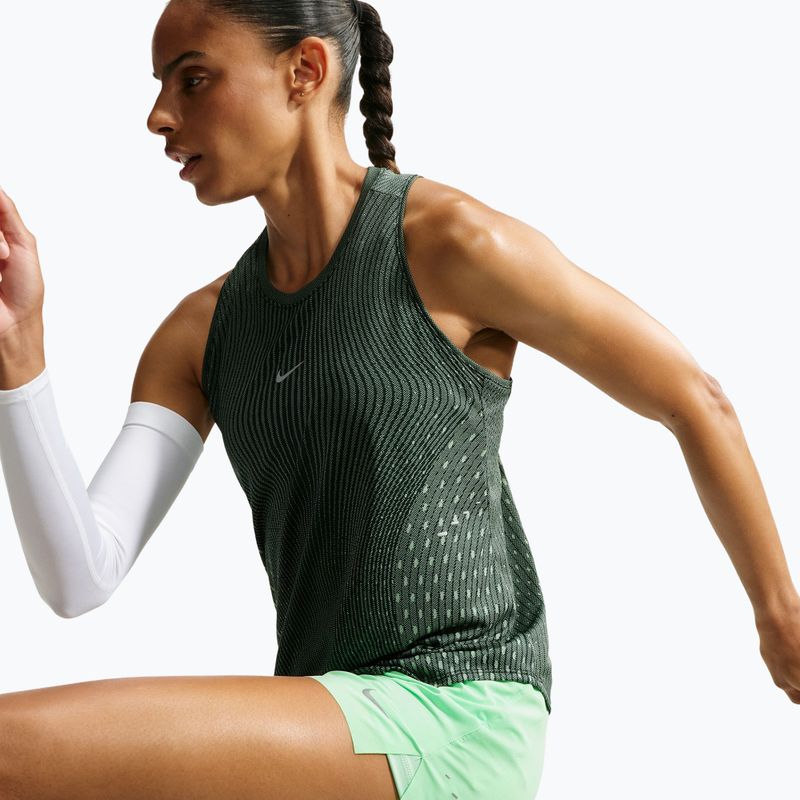 Maglia da running da donna Nike Swift Aero-FIT Tank Top black/light green spark 4
