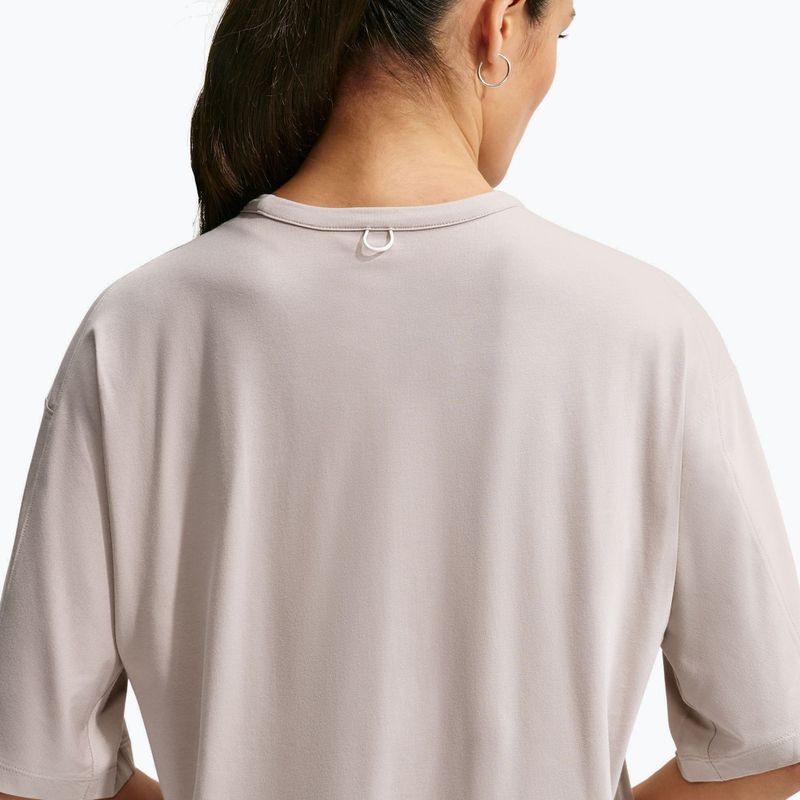 Maglia da allenamento donna Nike 24.7 ImpossiblySoft Light cream Ii/college grey 4