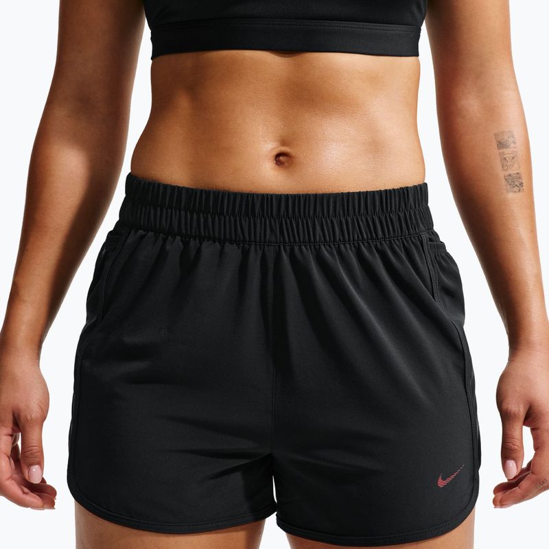 Pantaloncini da allenamento da donna Nike One black/black/university red 4