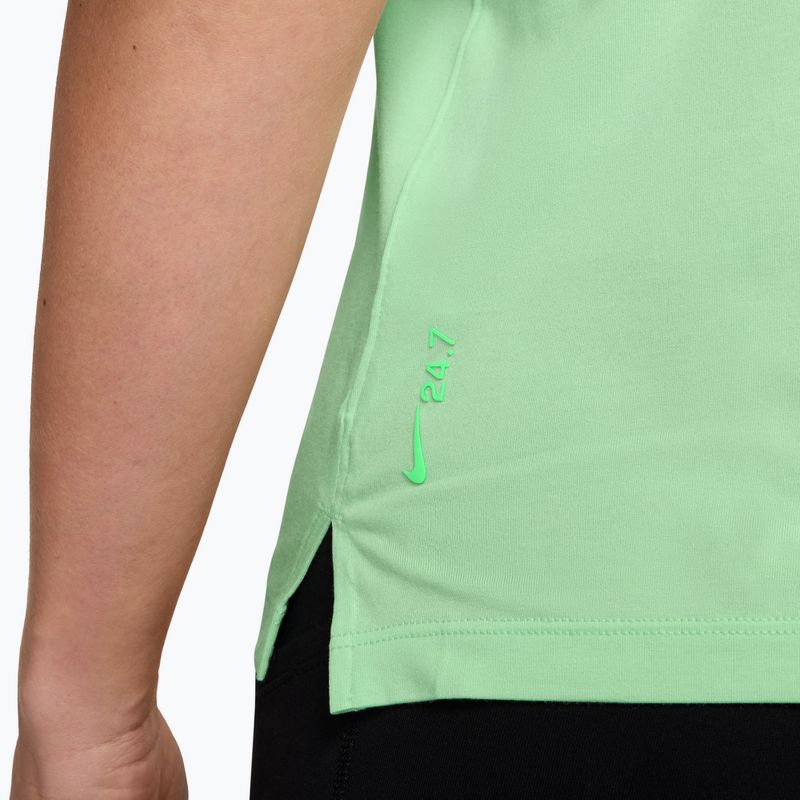 Maglia da allenamento donna Nike 24.7 ImpossiblySoft Light cucumber calm/illusion green 3