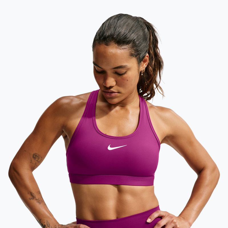 Reggiseno sportivo da donna Nike Swoosh Medium Support true berry/white 4