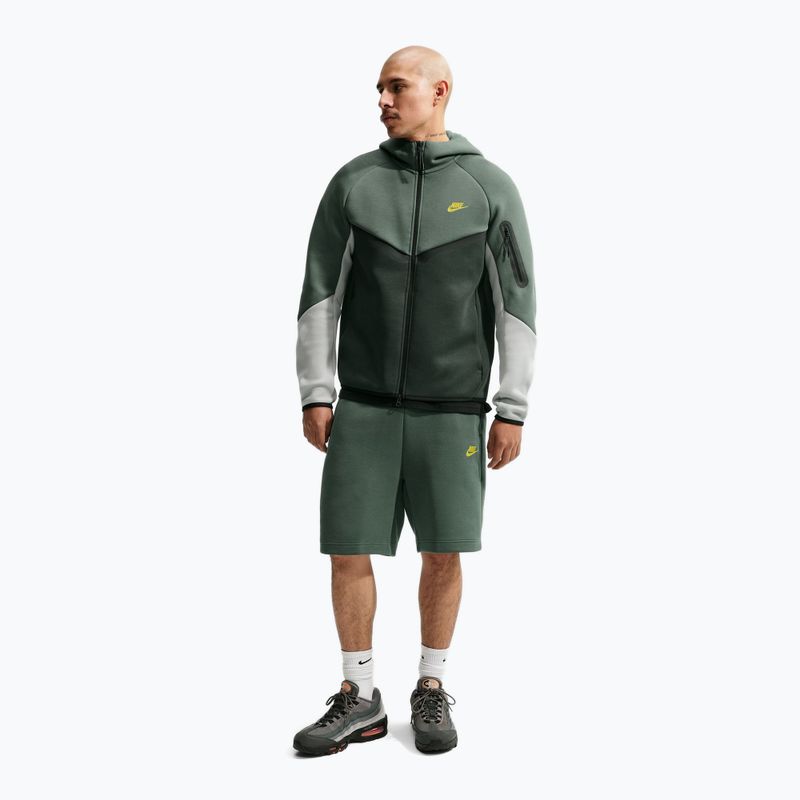 Felpa da uomo Nike Tech Windrunner Full Zip camo green/black spruce/chrome yellow 2