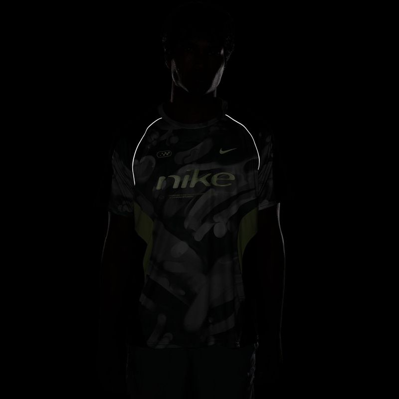 Maglia da corsa da uomo Nike Dri-FIT Printed SS smoke grey/black/light lemon twist 7