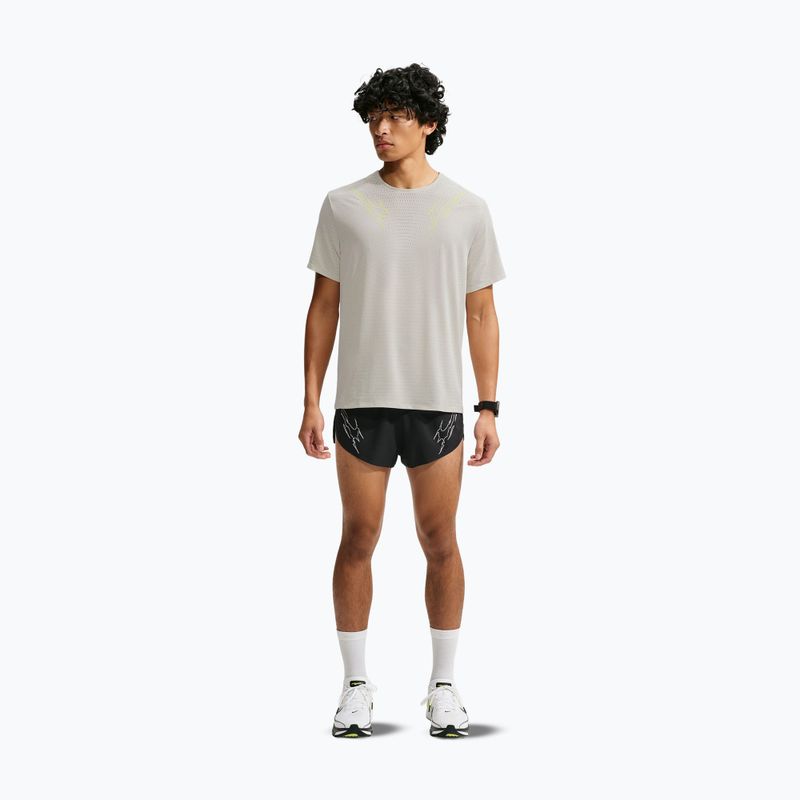 Maglia da corsa da uomo Nike AeroSwift Dri-Fit ADV light bone 2