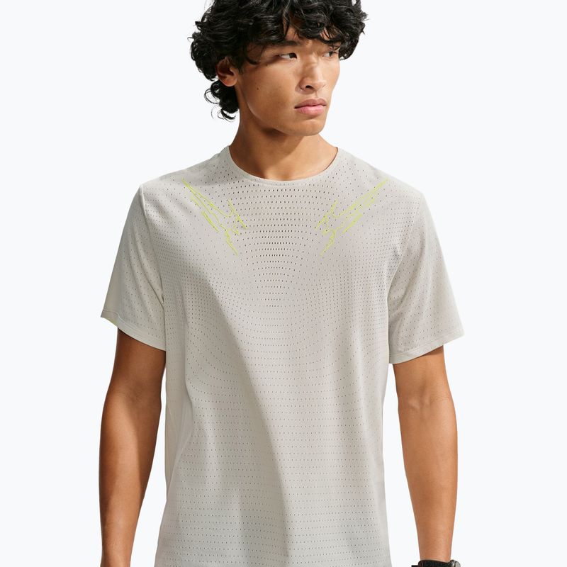 Maglia da corsa da uomo Nike AeroSwift Dri-Fit ADV light bone 4