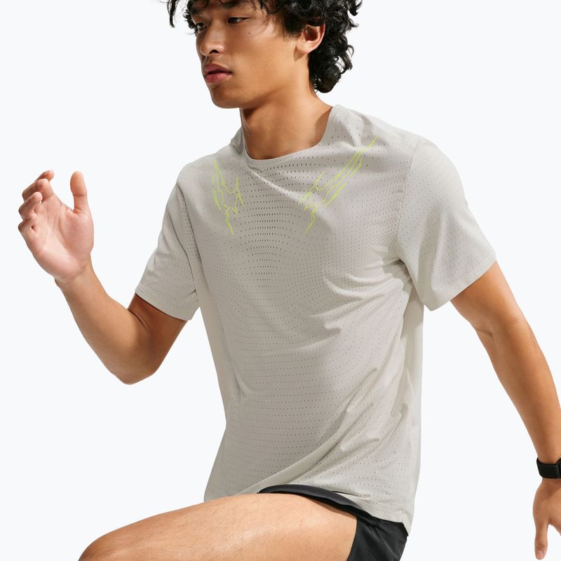 Maglia da corsa da uomo Nike AeroSwift Dri-Fit ADV light bone 5