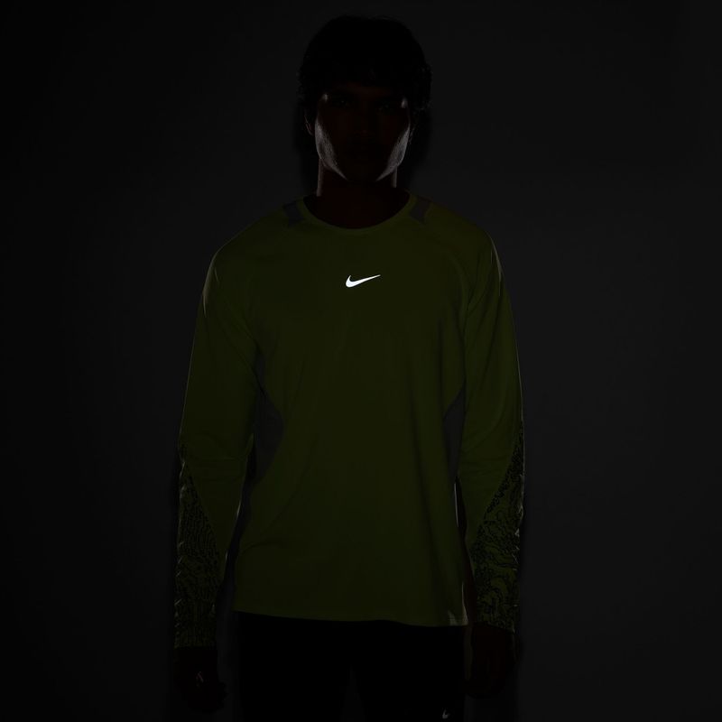 Longsleeve da running uomo Nike Stride light lemon twist/grey fog 7