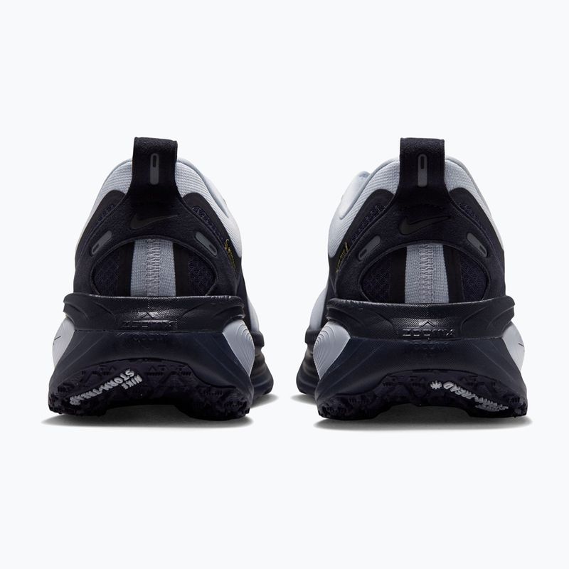 Scarpe da corsa uomo Nike Vomero 18 GORE-TEX football grey/gridiron/metallic dark grey 2