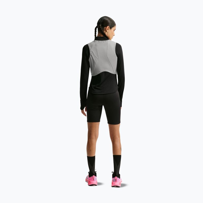 Gilet da corsa donna Nike Swift Flash metallic cool grey/black 3